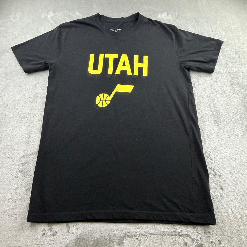 Utah Jazz T-Shirt Men's Large Black Yellow NBA Basketball Graphic Tee